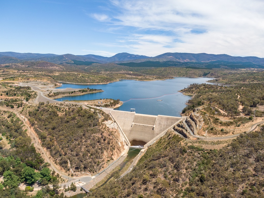 Cotter dam