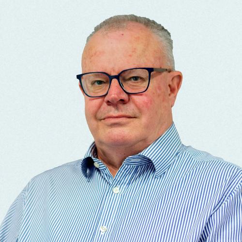 Headshot of Dr Warren Mundy